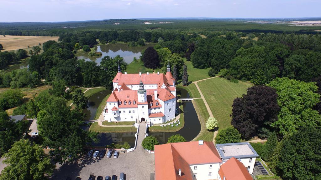 Schlosshotel Furstlich Drehna מראה חיצוני תמונה